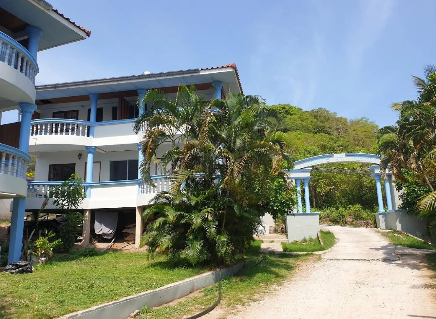 Tommy Resort Ko Tao