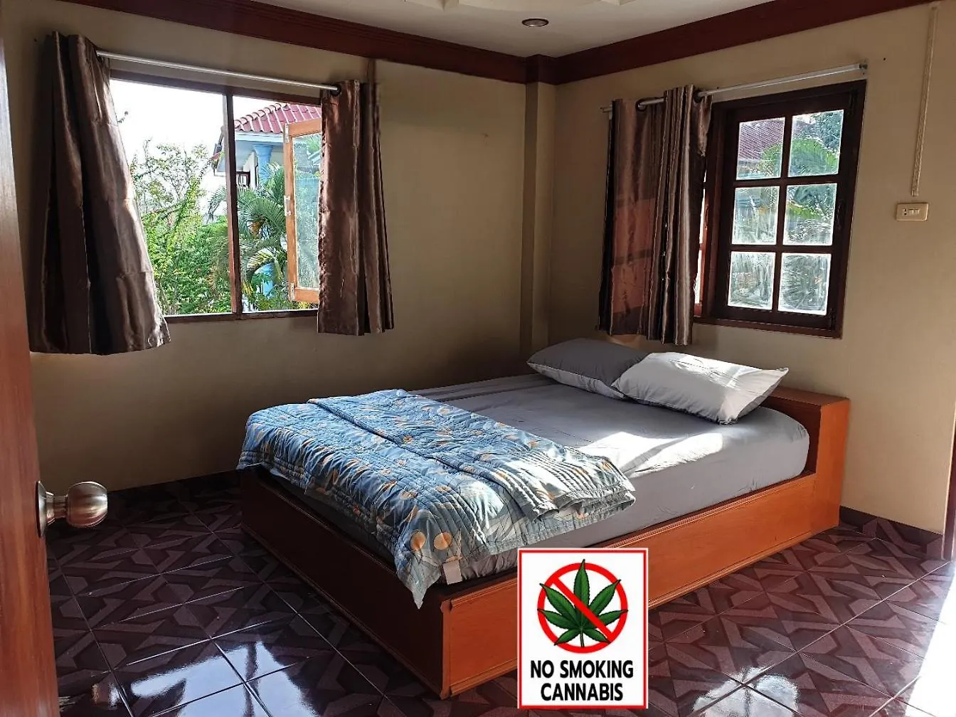 Tommy Resort Ko Tao Aparthotel