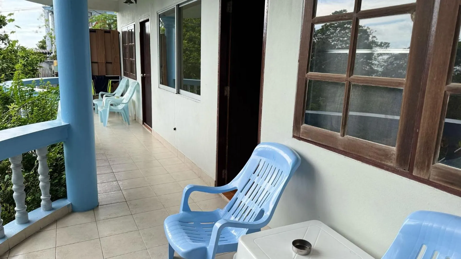 Tommy Resort Ko Tao Apart Otel