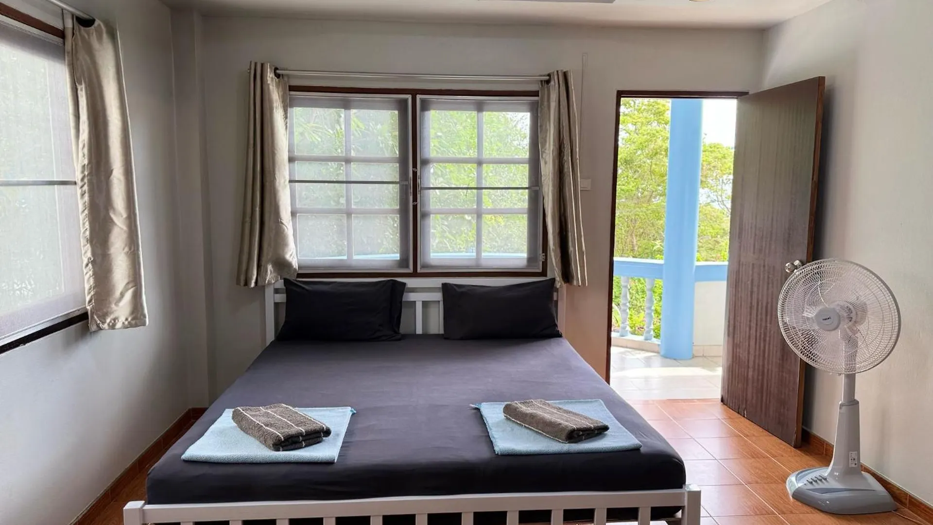 Tommy Resort Ko Tao Aparthotel